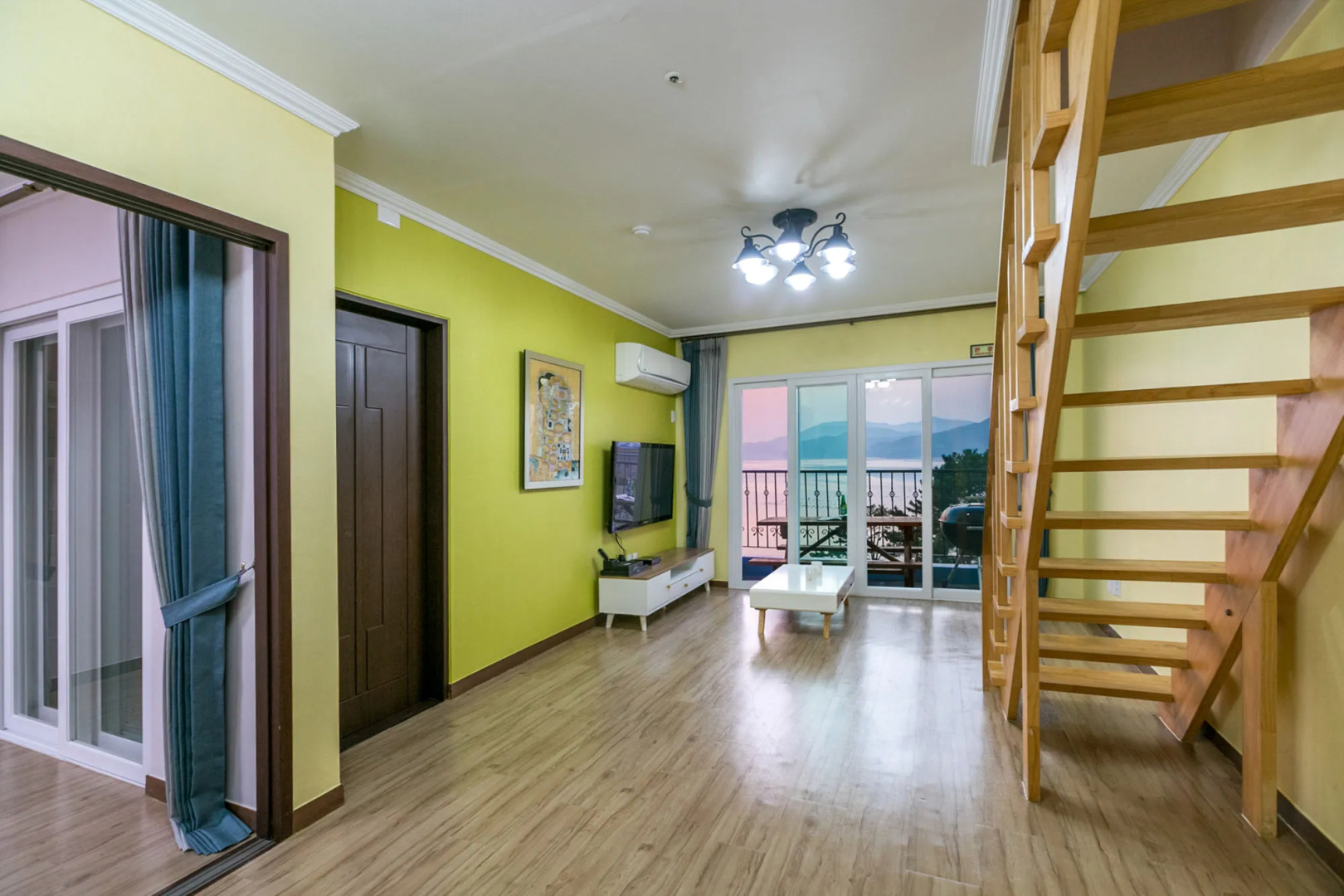 Tongyeong Beachcastle Resort