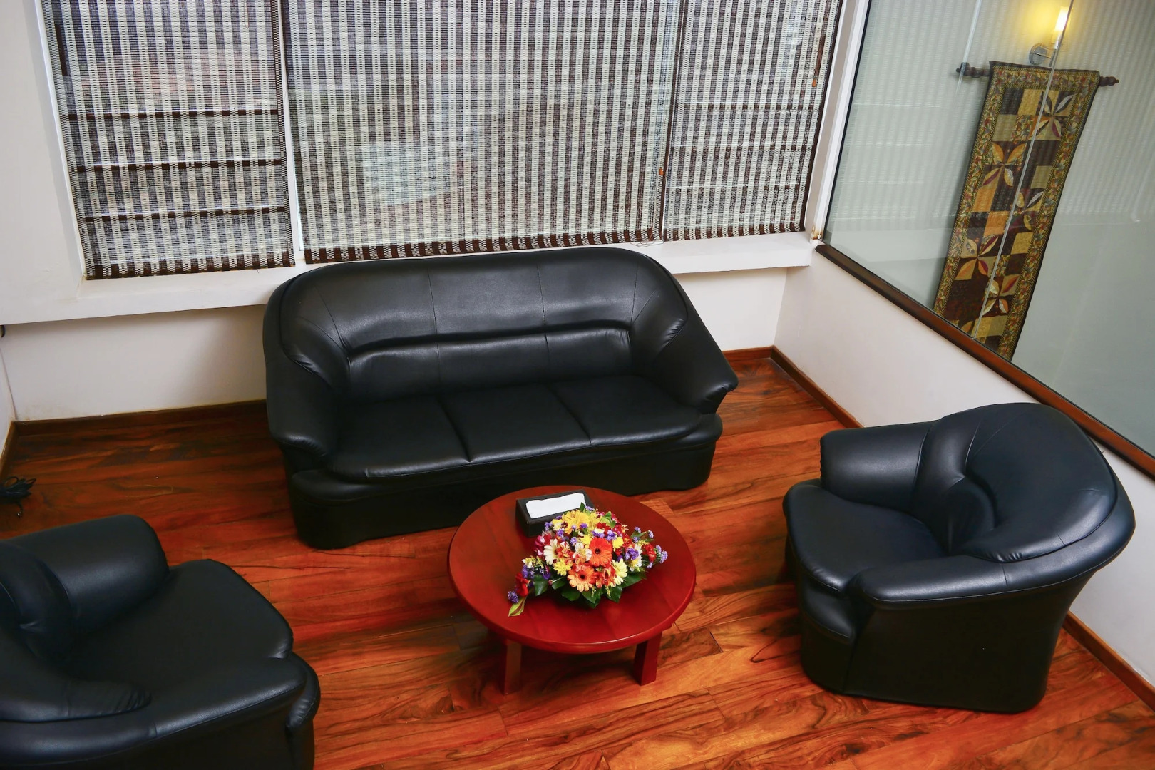 Unique Towers Luxury Boutique Suites