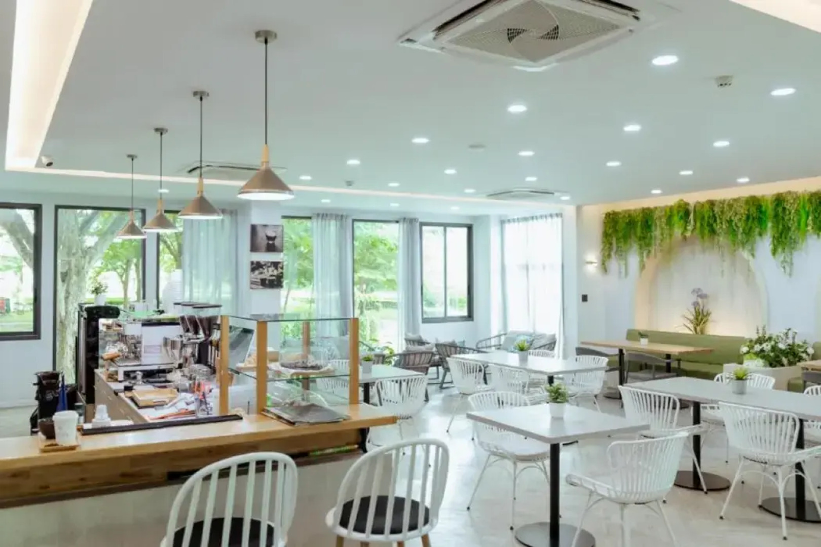 RUS Hotel&Convention