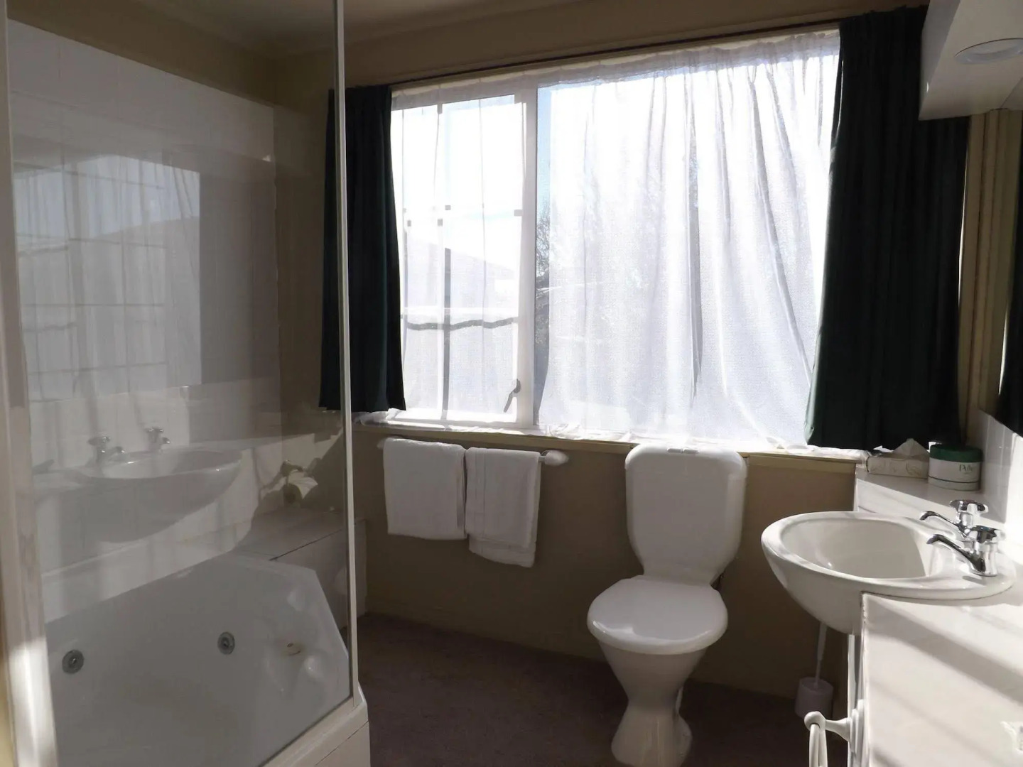 U Studios Paraparaumu