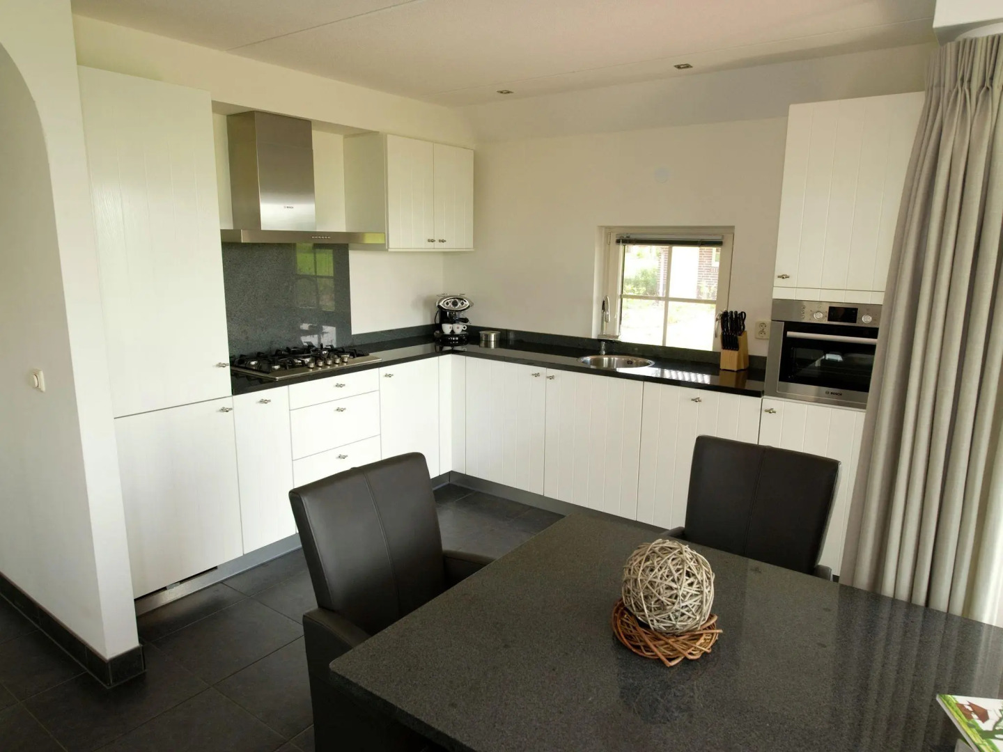 Villa w/ Sauna & Bubble Bath