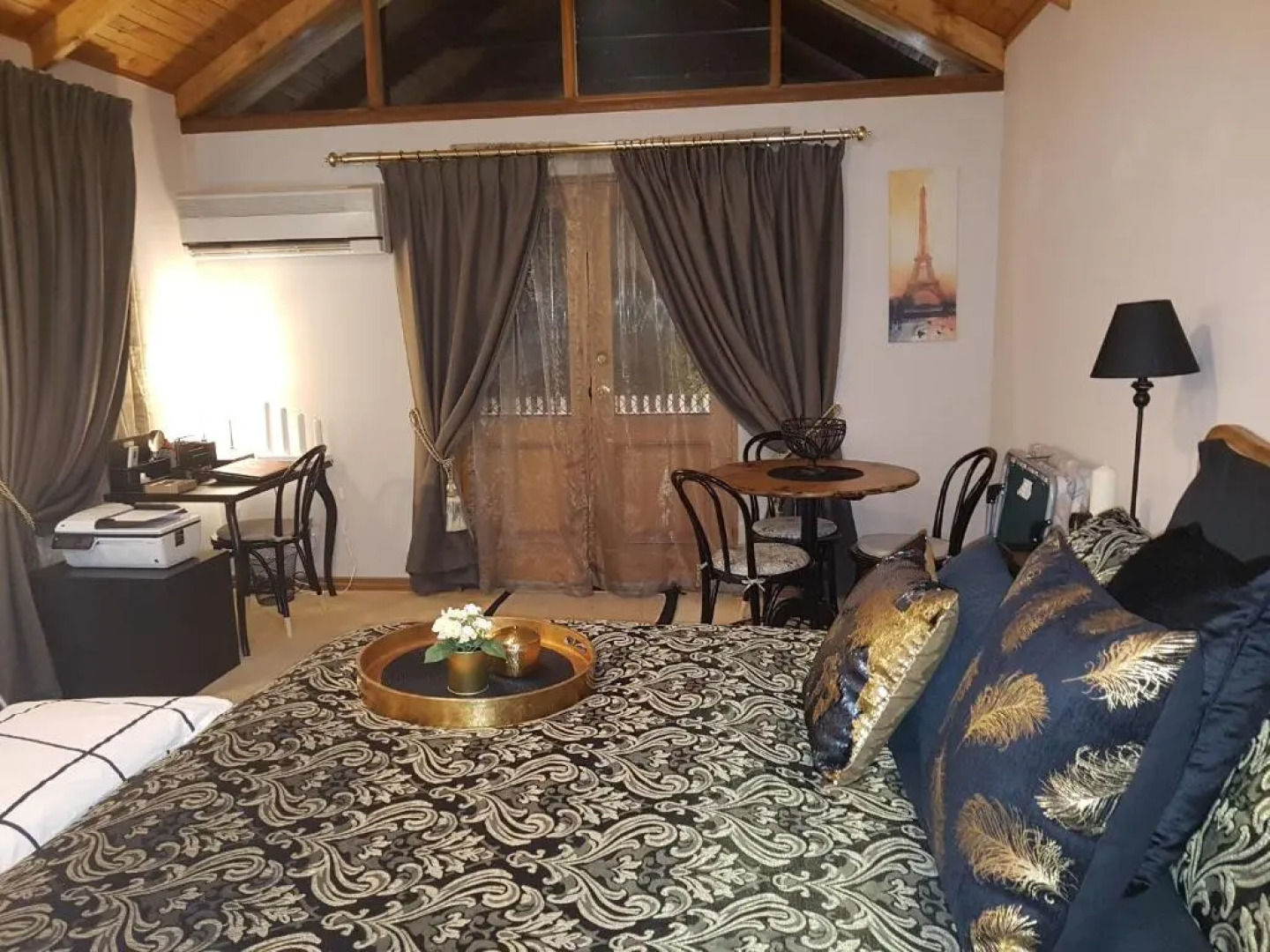 La Maison Riviere - THE RIVER HOUSE Bed & Breakfast