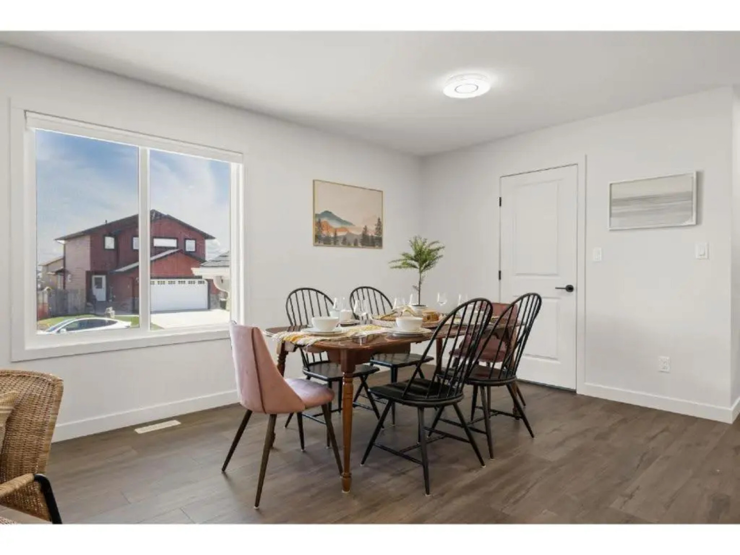 Centre Peak View I Sleep 8 I 50 TV I Full Kitchen