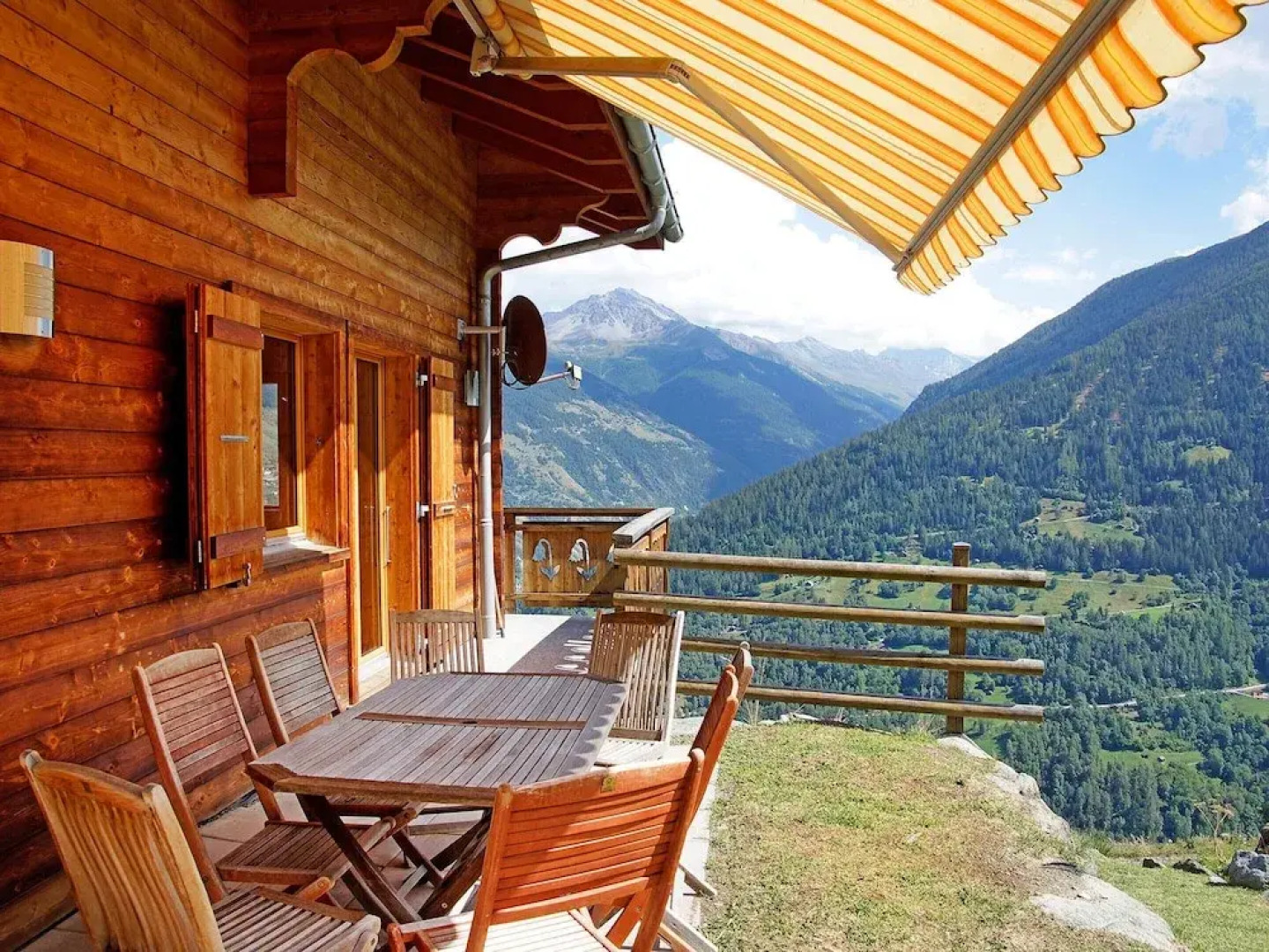 Chalet in Les Collons Near Ski Lift