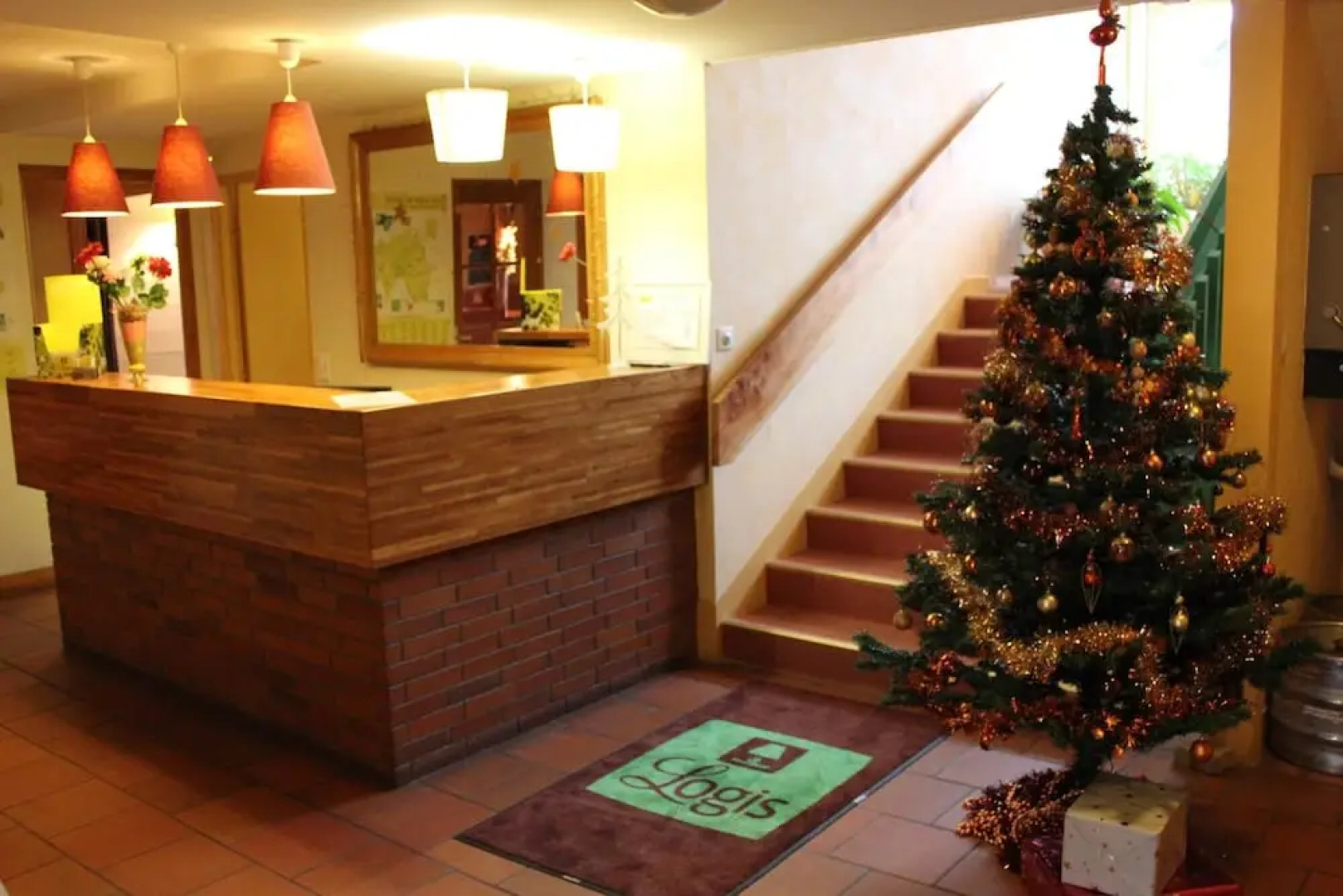 Les Provinciales Hotel & Restaurent