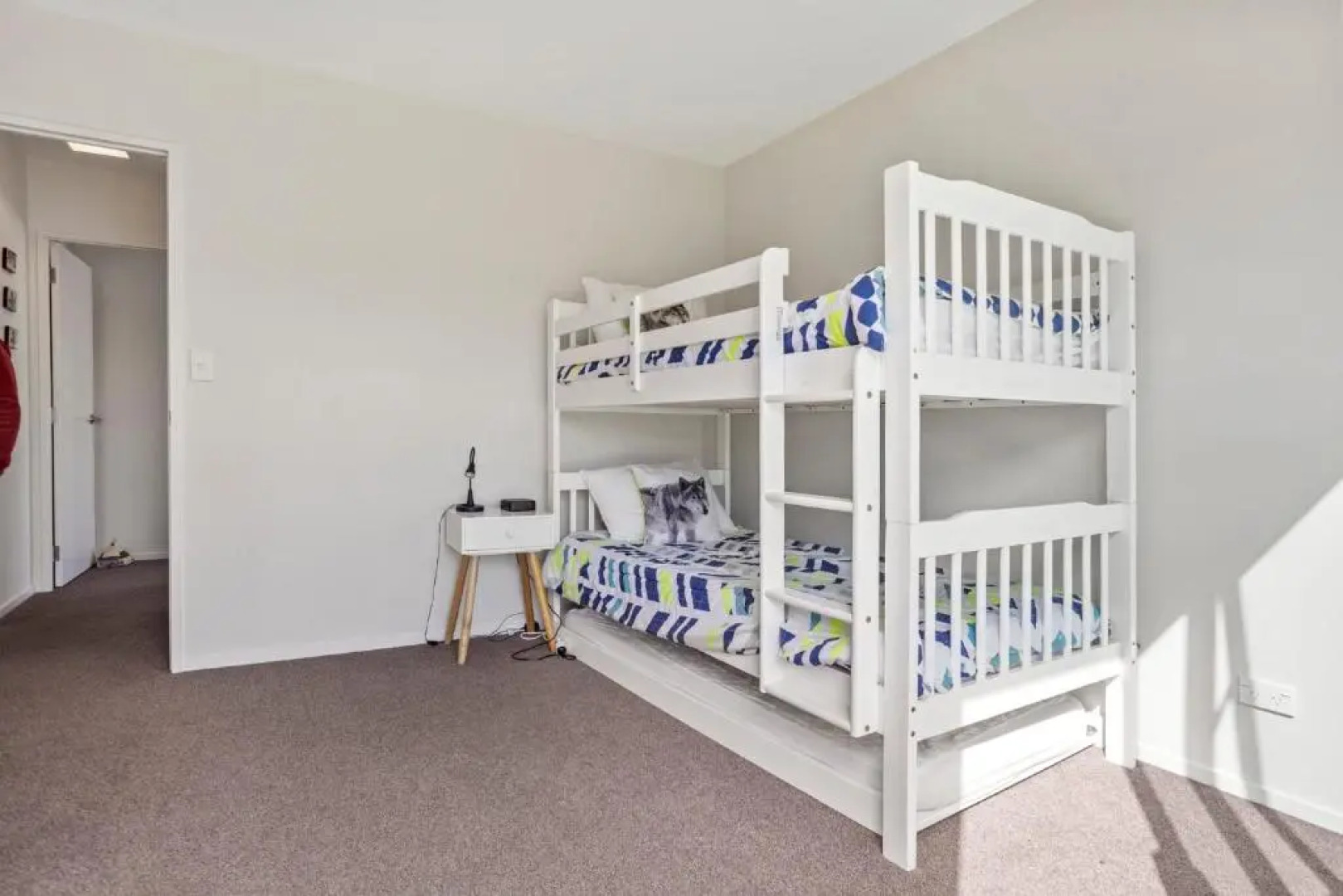 Surf and Sun Bach - Waihi Beach Holiday Home