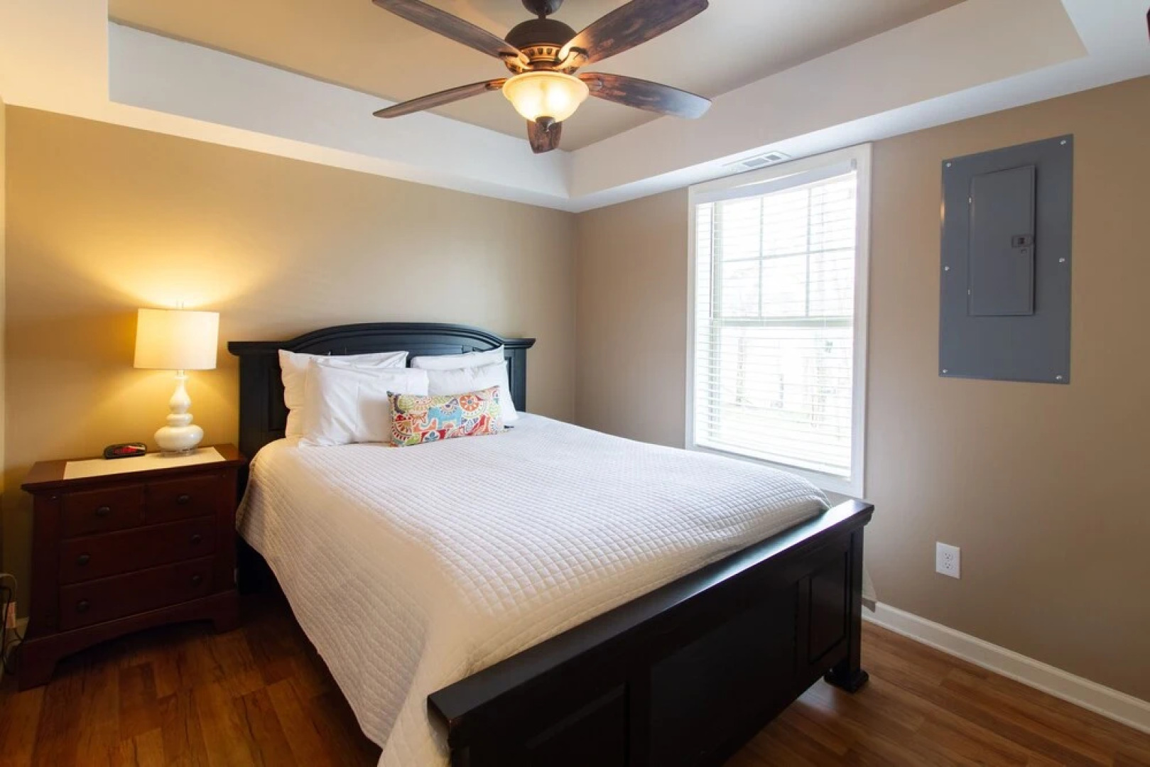 The Dahlonega Square Hotel & Villlas