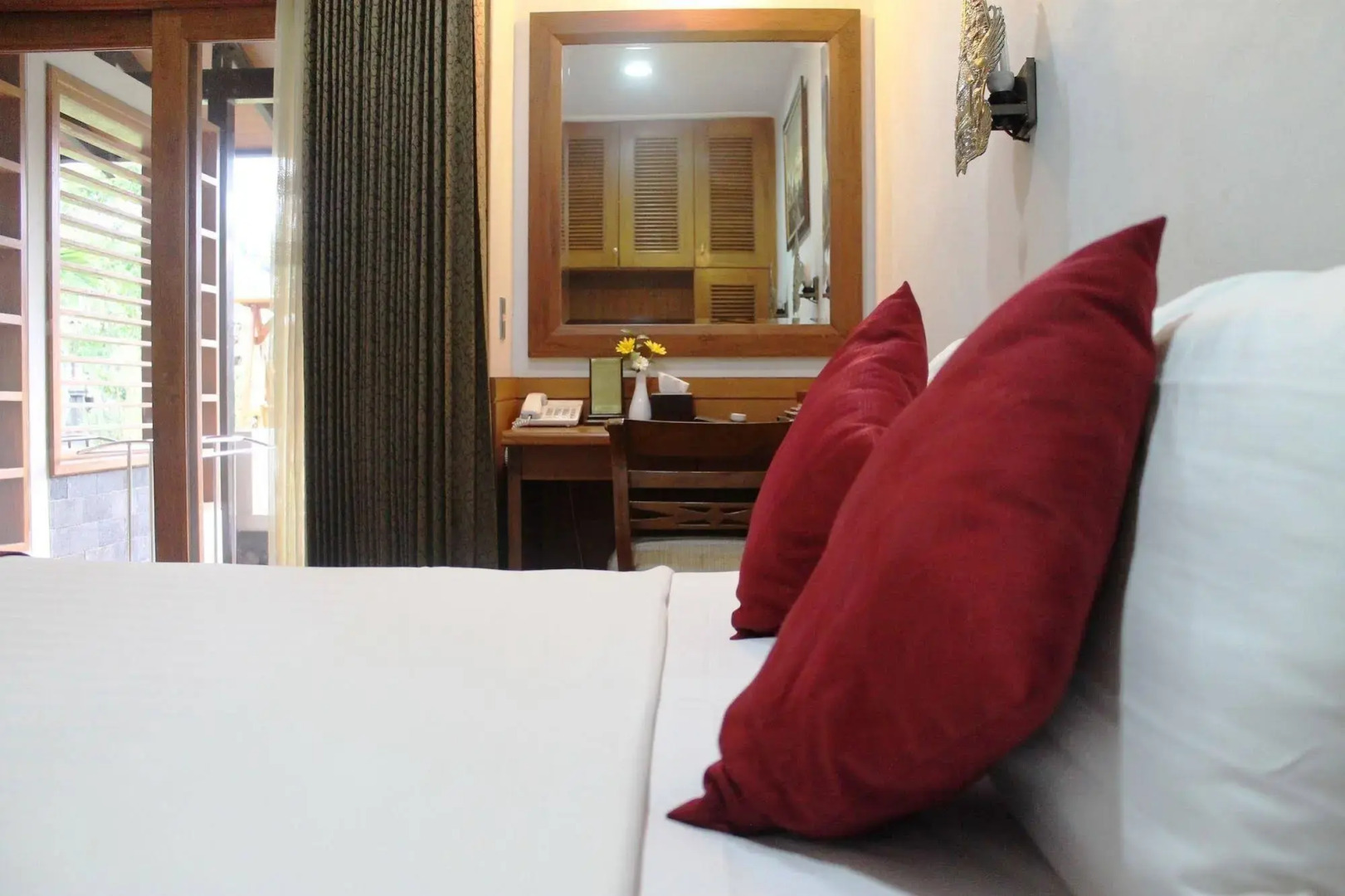 Manohara Borobudur Cultural Center