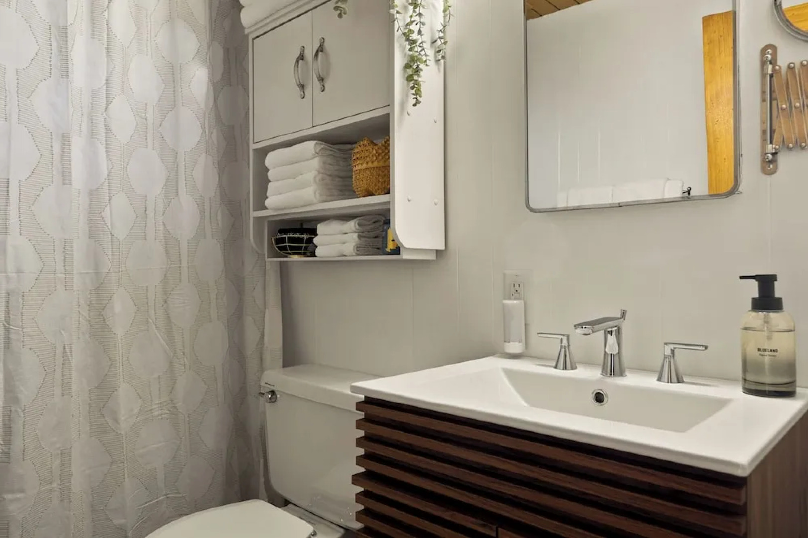 The Tranquil Pines A-frame Cabin Spectacular Views!