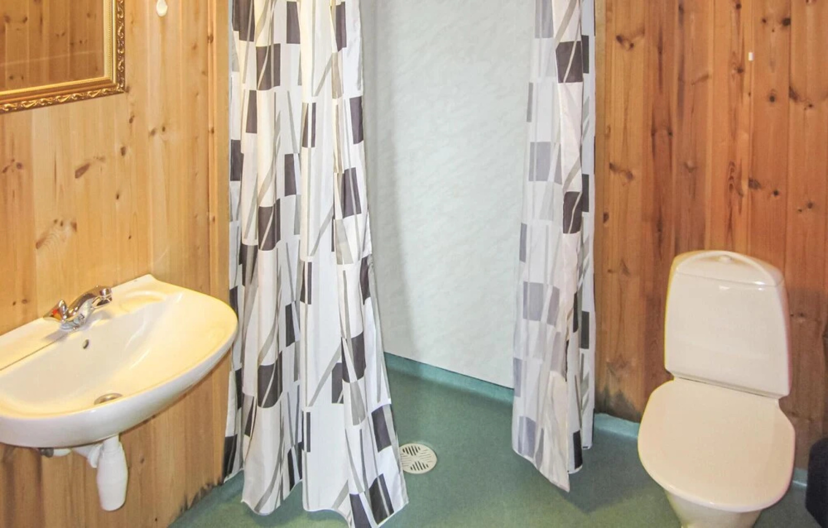 Beautiful Home in Spangereid With 1 Bedrooms