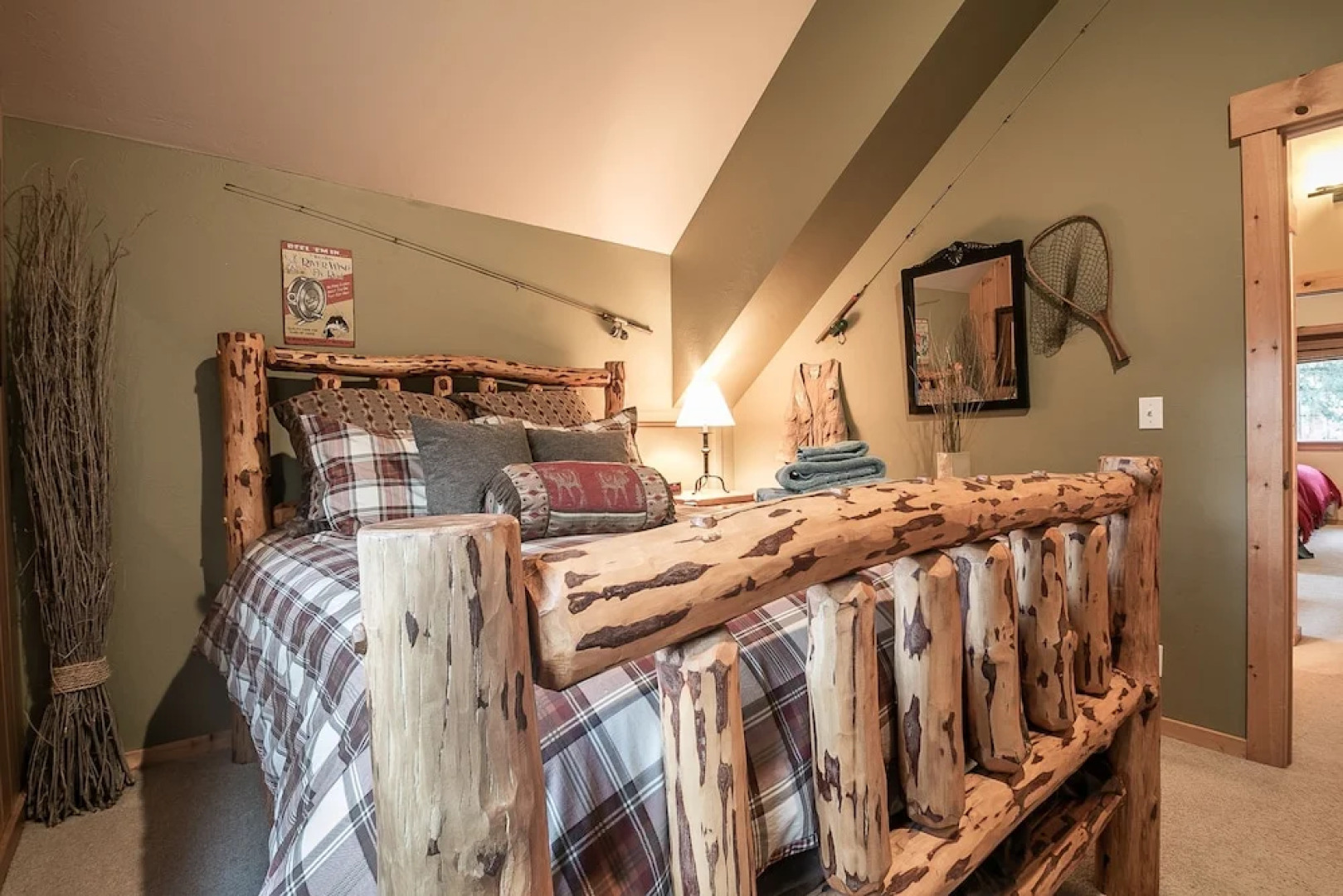 Meadow Wood Lodge in Shugart Flats