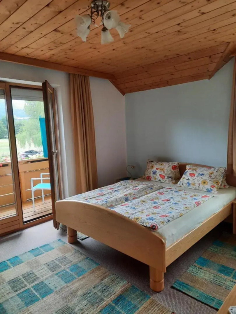 Ferienwohnungen am See Haus Spitzer