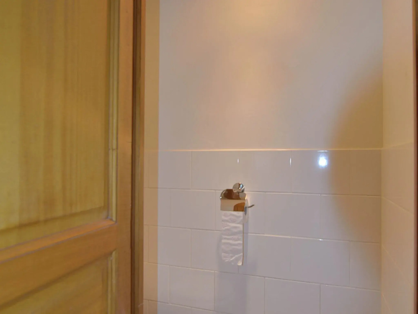 Serene Holiday Home in Cussac with Private Terrace, Barbeque