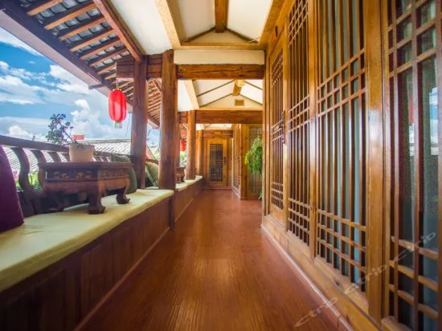 Lijiang Yi Lan Water Atrium Boutique Inn