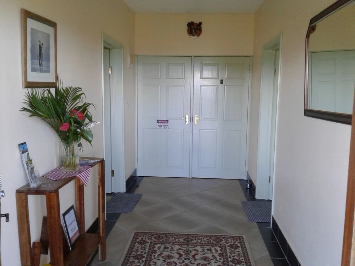 Trois Piton Apartments