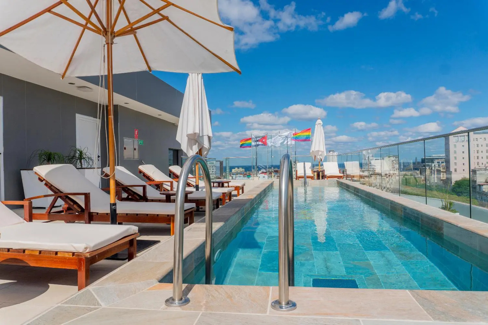 Telégrafo Axel Hotel La Habana