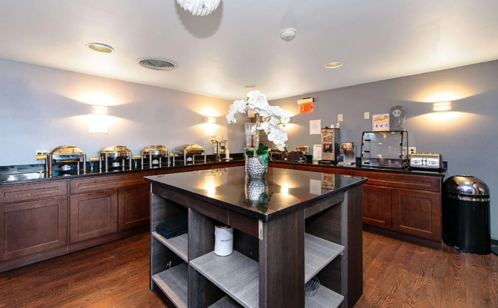 New Hope Inn & Suites