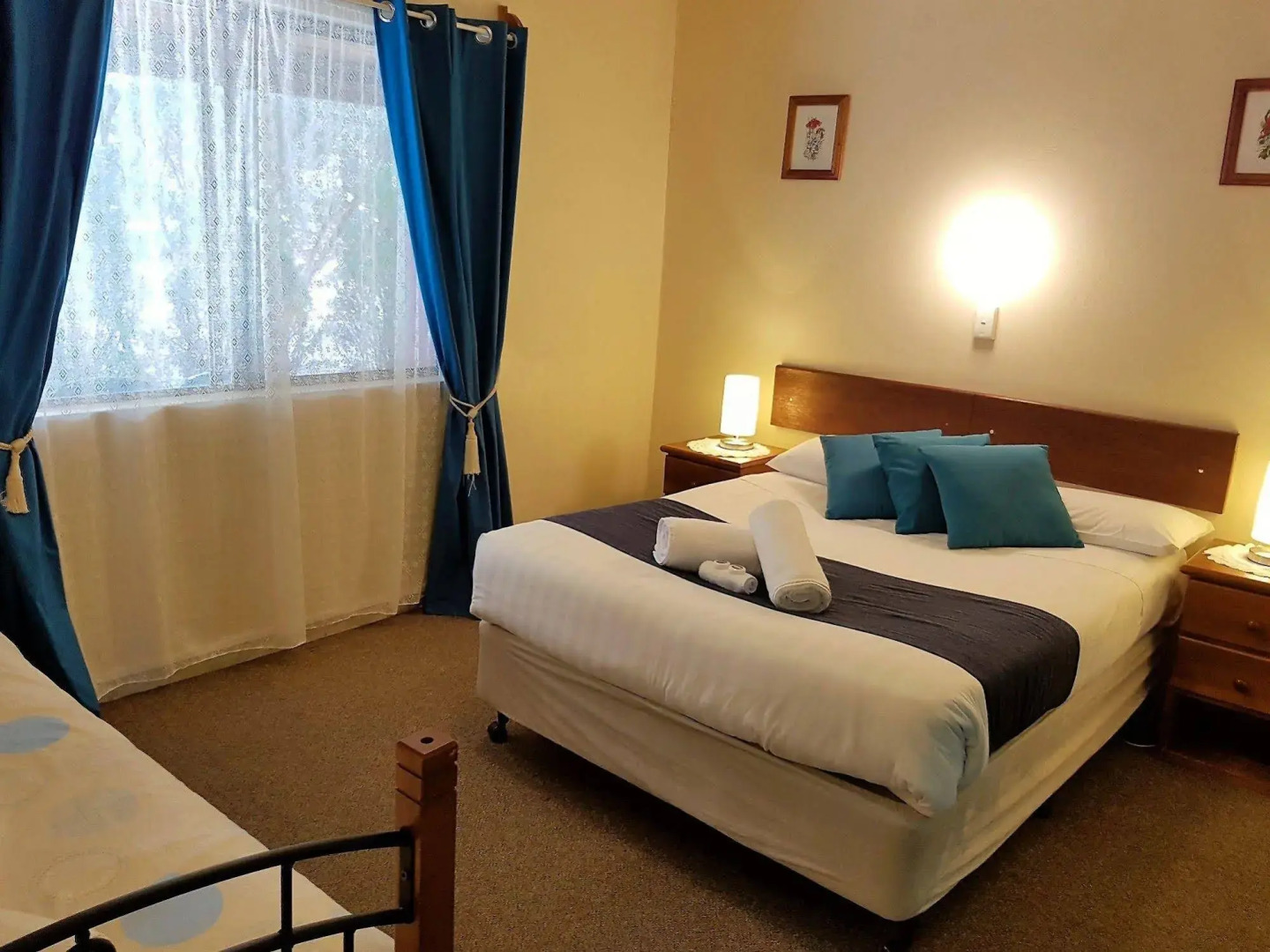 Murray Gardens Cottages & Motel