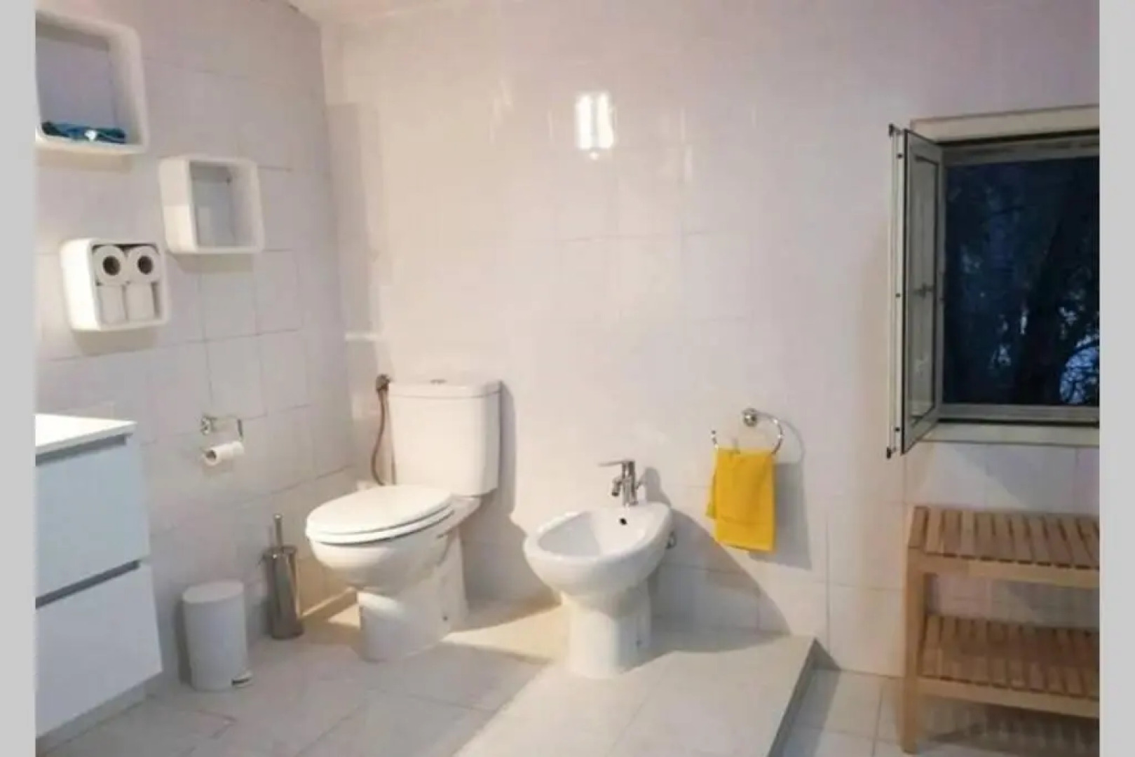 Relax house with swimming pool and a big garden