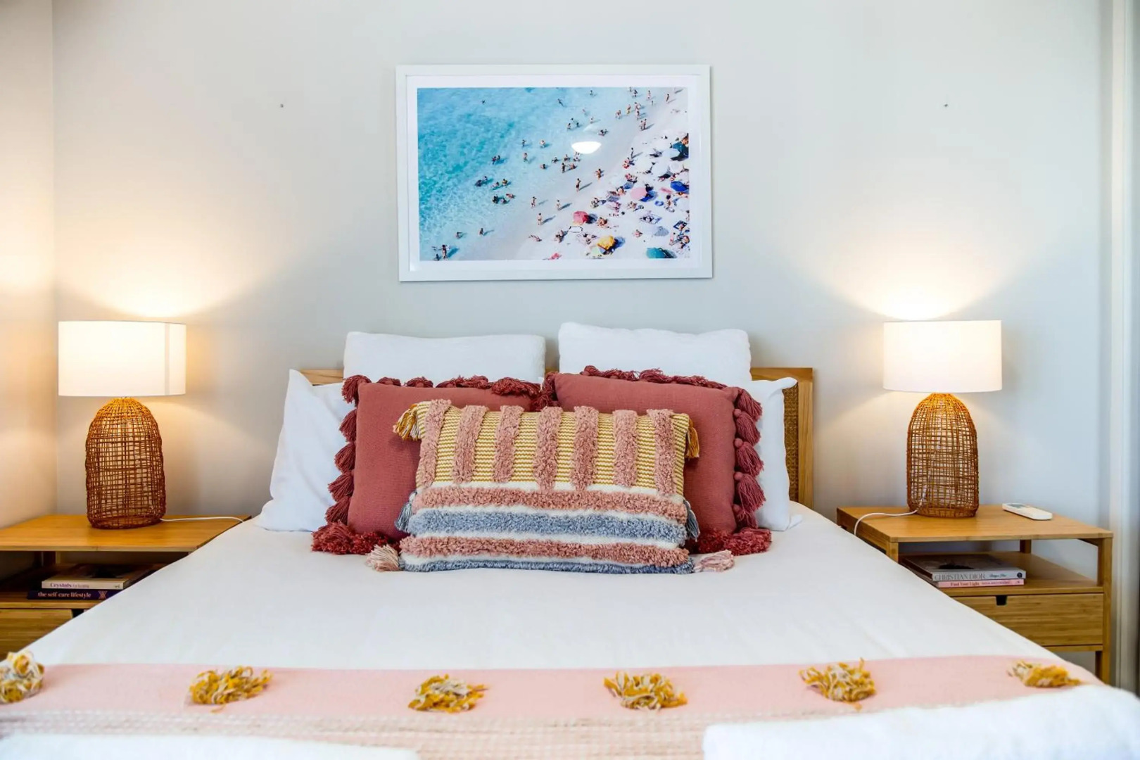 Central Kings Beach 2 BR APT w Pool and Spa access