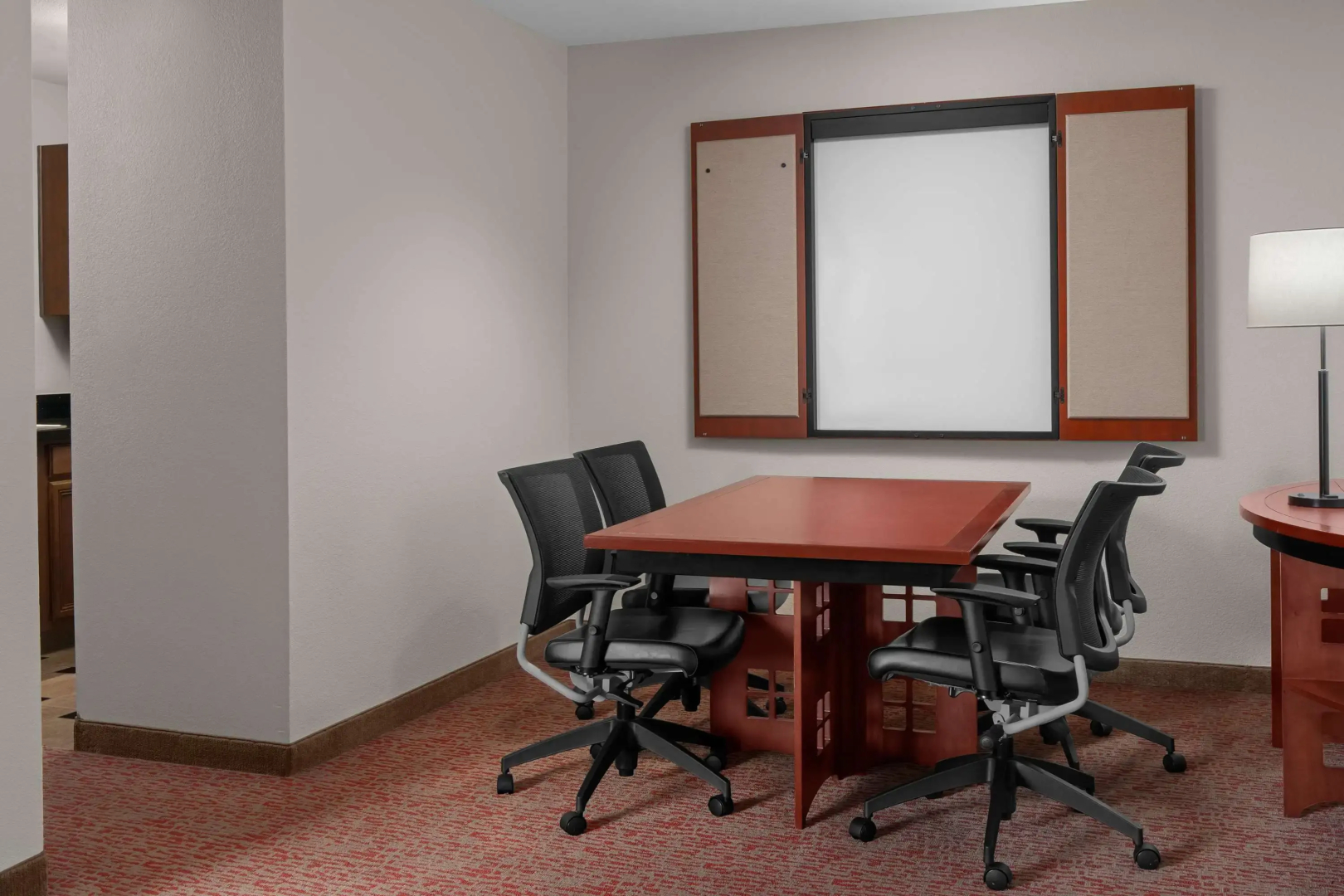 Larkspur Landing Extended Stay Suites Roseville