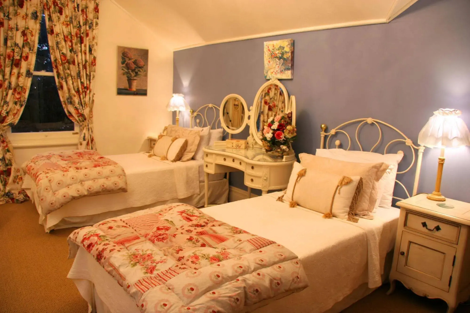 The Peace & Plenty Inn