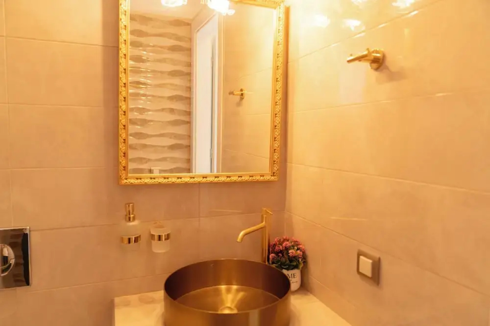 99 Luxury Exotic Villas