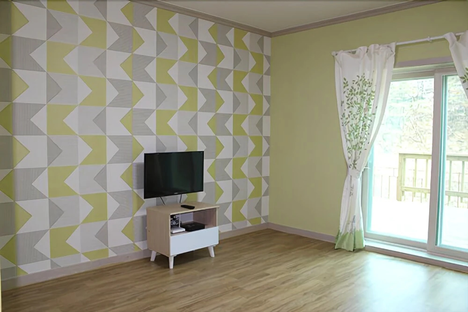 Danyang Leaders Pension