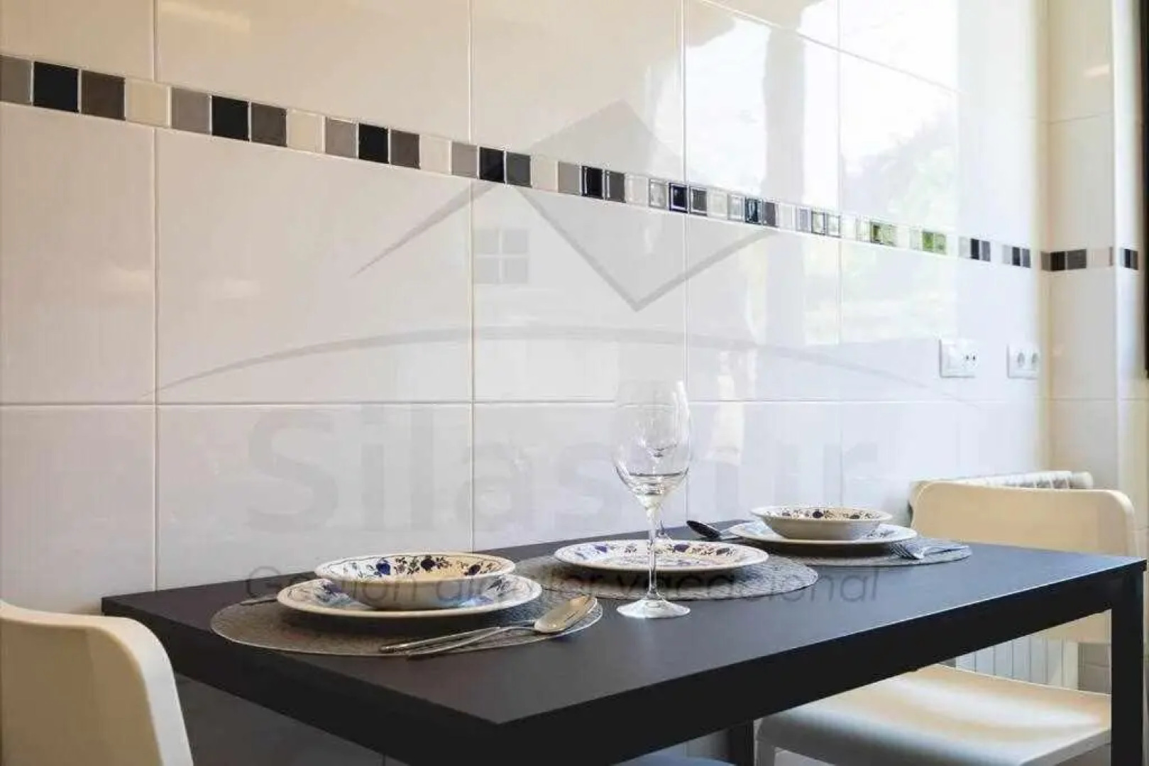 Jovial Estación Apartamento