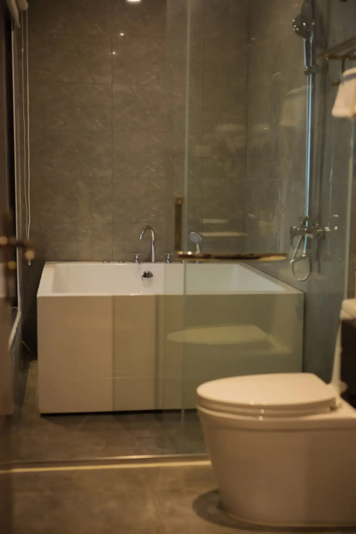 Confetti Garden Hotel