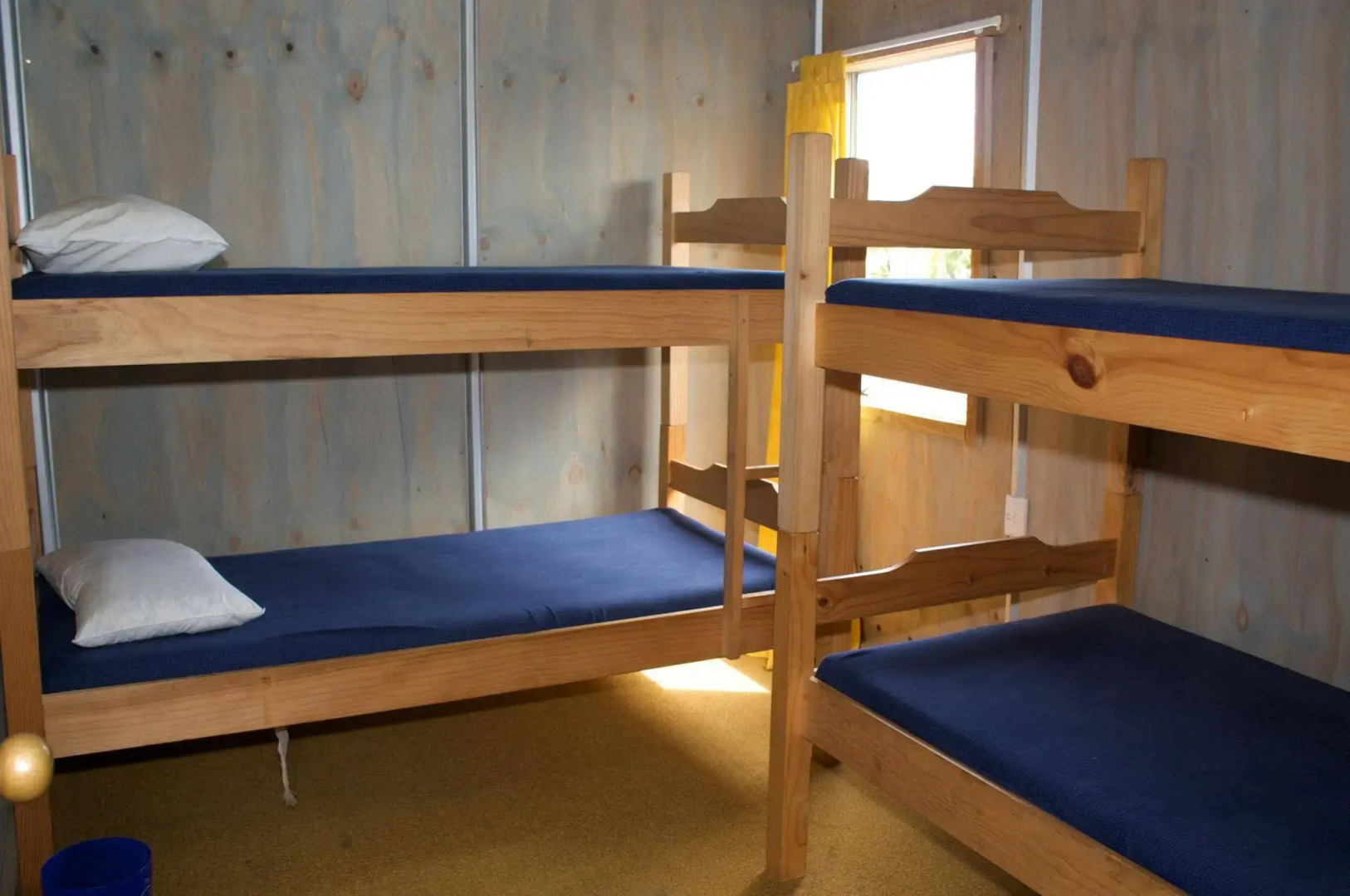 The Crossing Backpackers