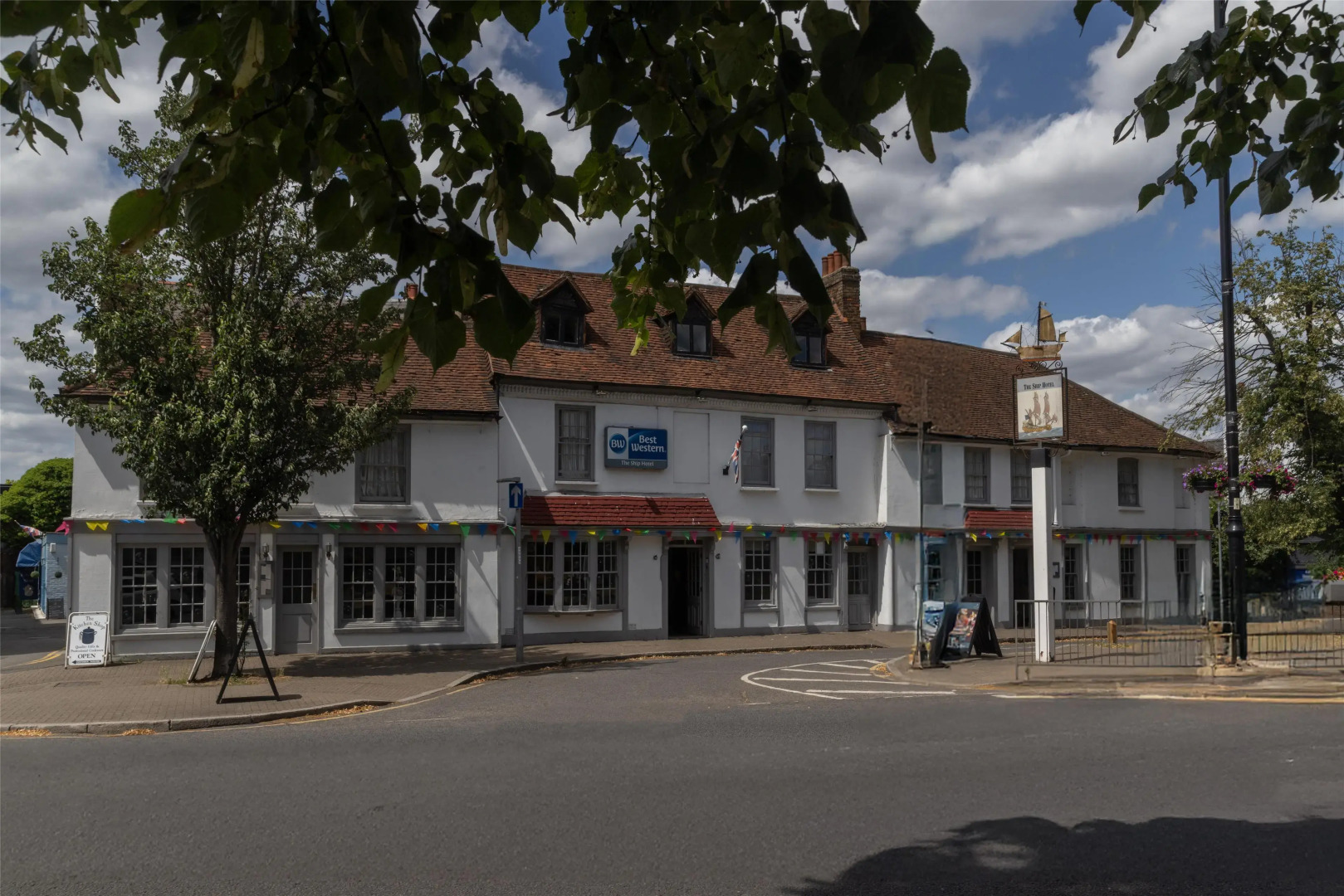 Best Western Ship Hotel