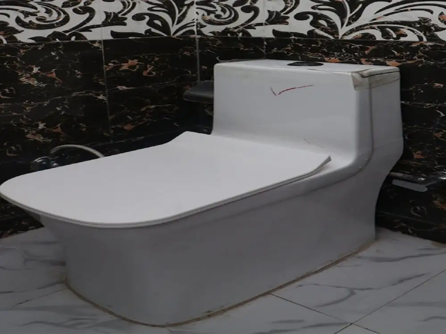 OYO 44668 Hotel Plazza