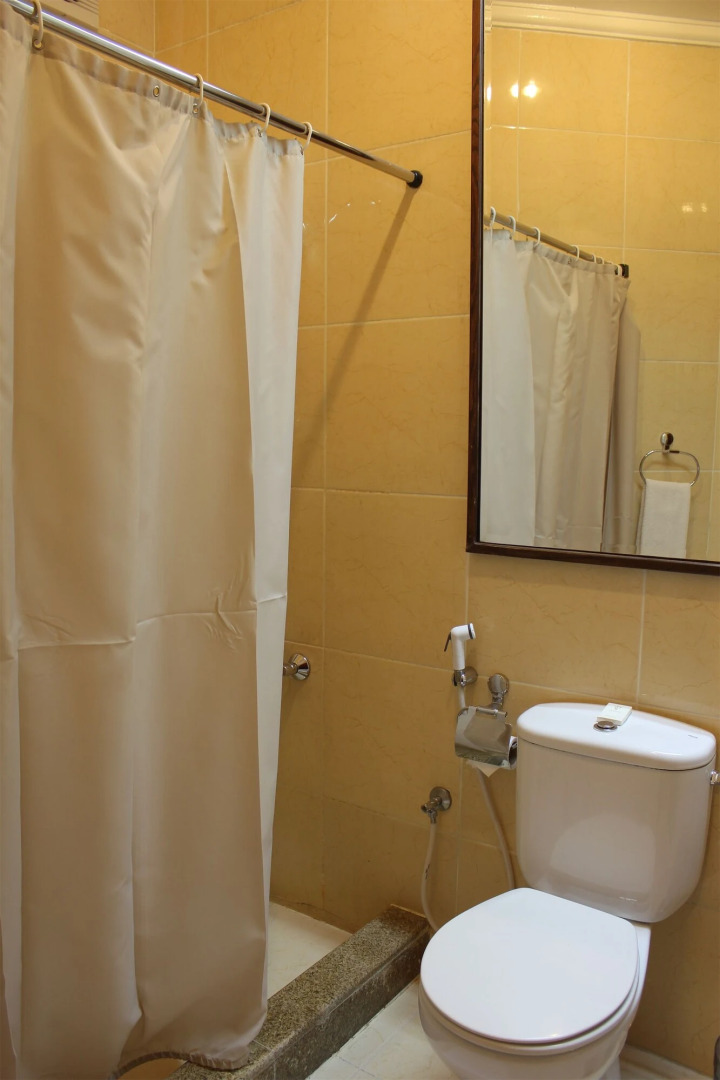 Le Royal Express Salmiya Hotel