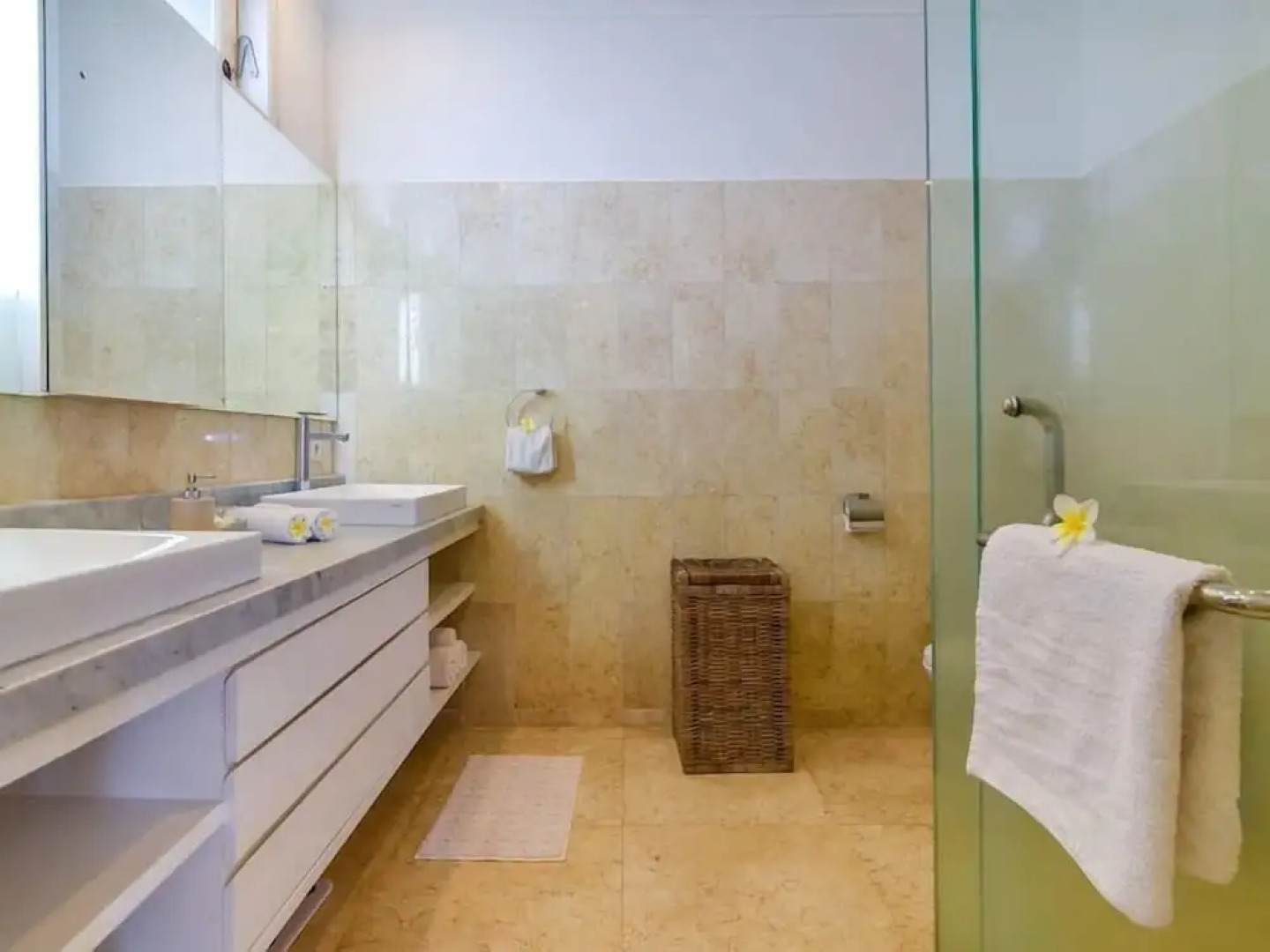 Villa Pondok Wahyu Sedana