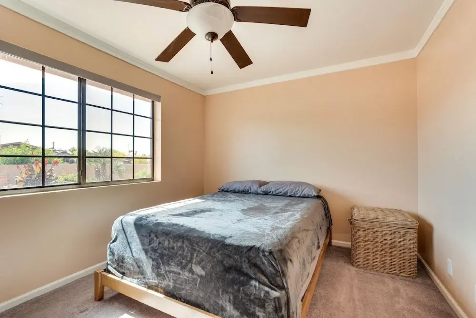 Pet-friendly Lake Havasu City Home: Walk to Beach!