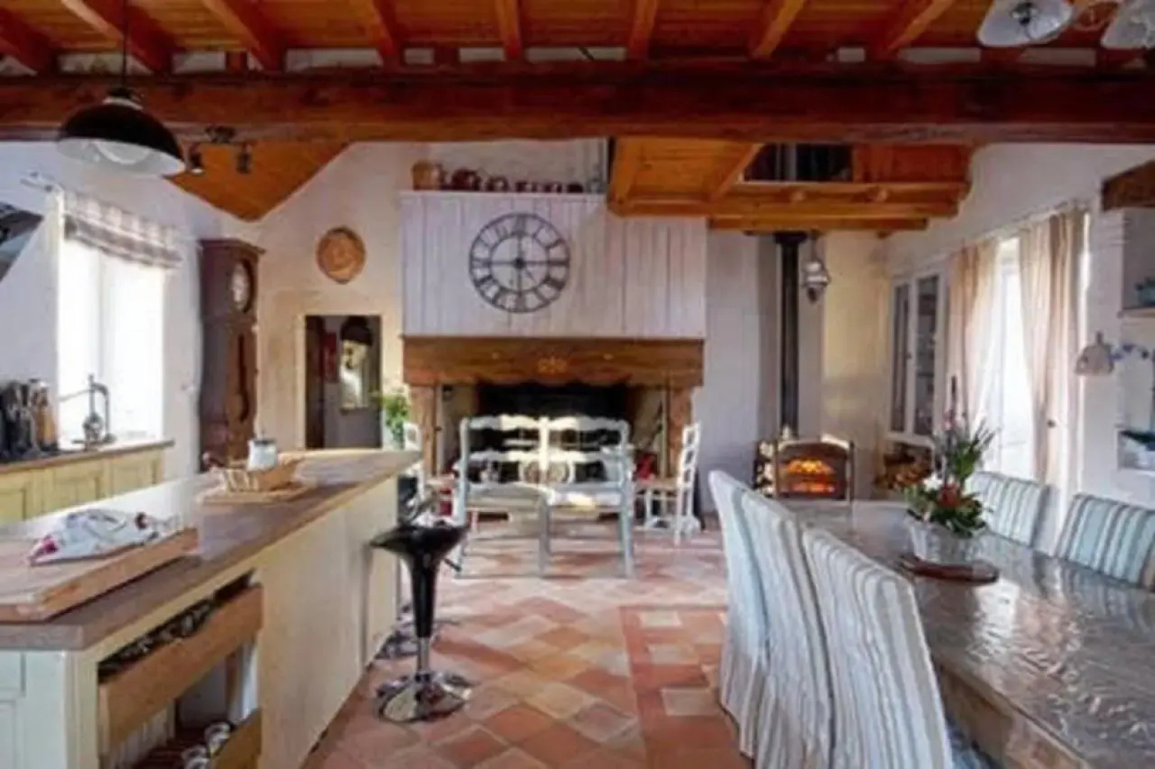 Le Clau Des Cerisiers