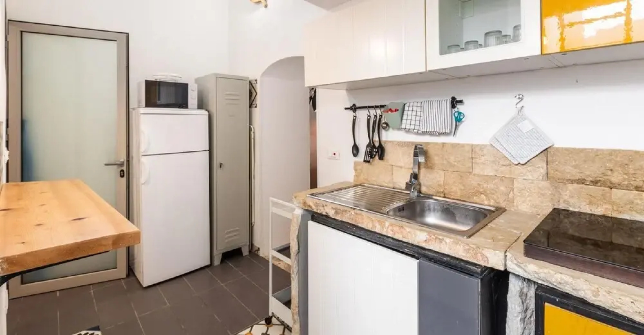 Casa Nostra in Noto With 1 Bedrooms and 1 Bathrooms