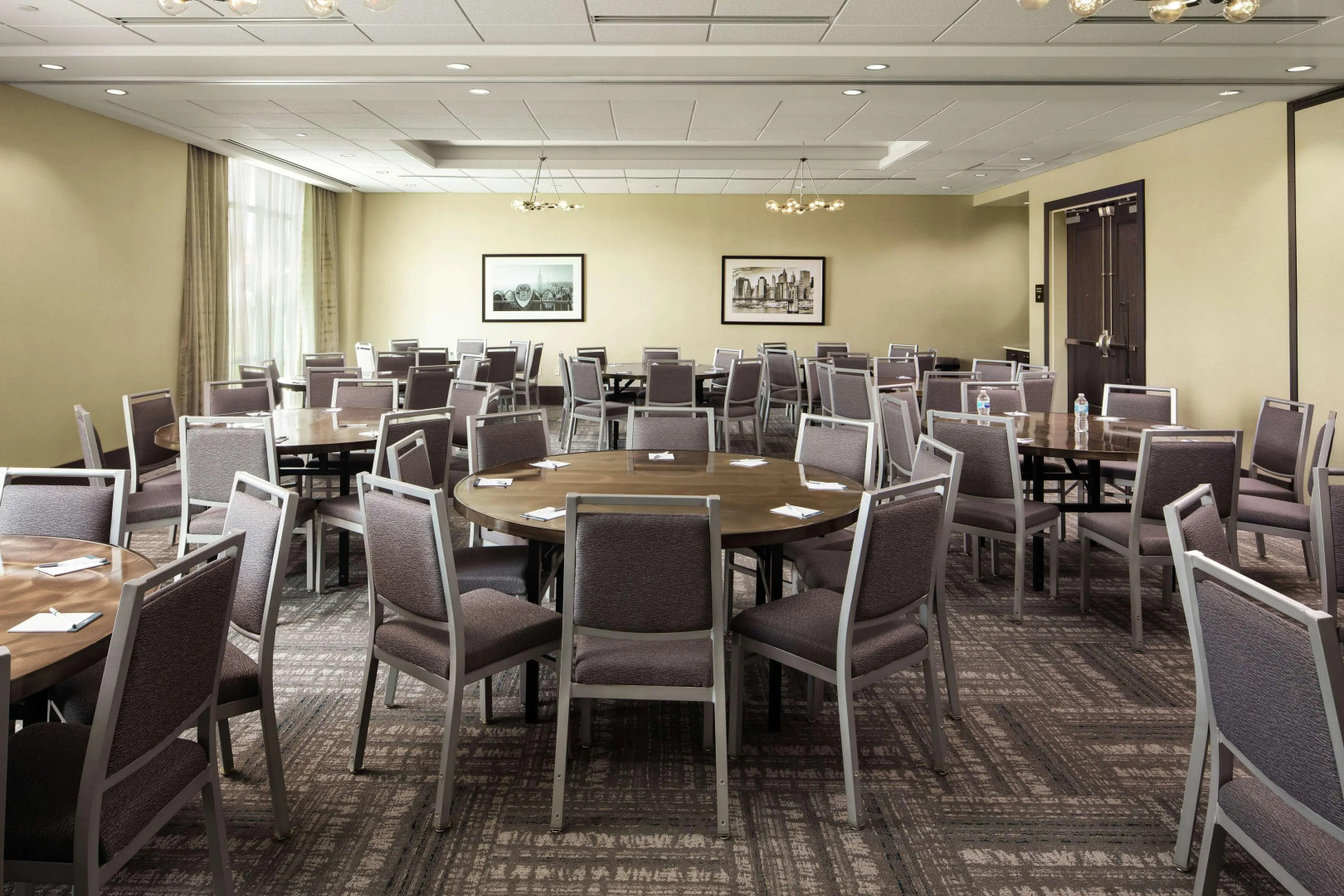 Homewood Suites by Hilton Teaneck Glenpointe