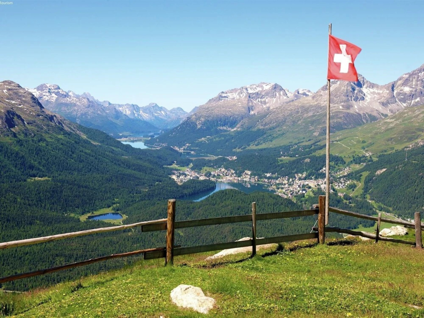 This Chalet is in an Attractive Position in the Car-free Village of Rosswald