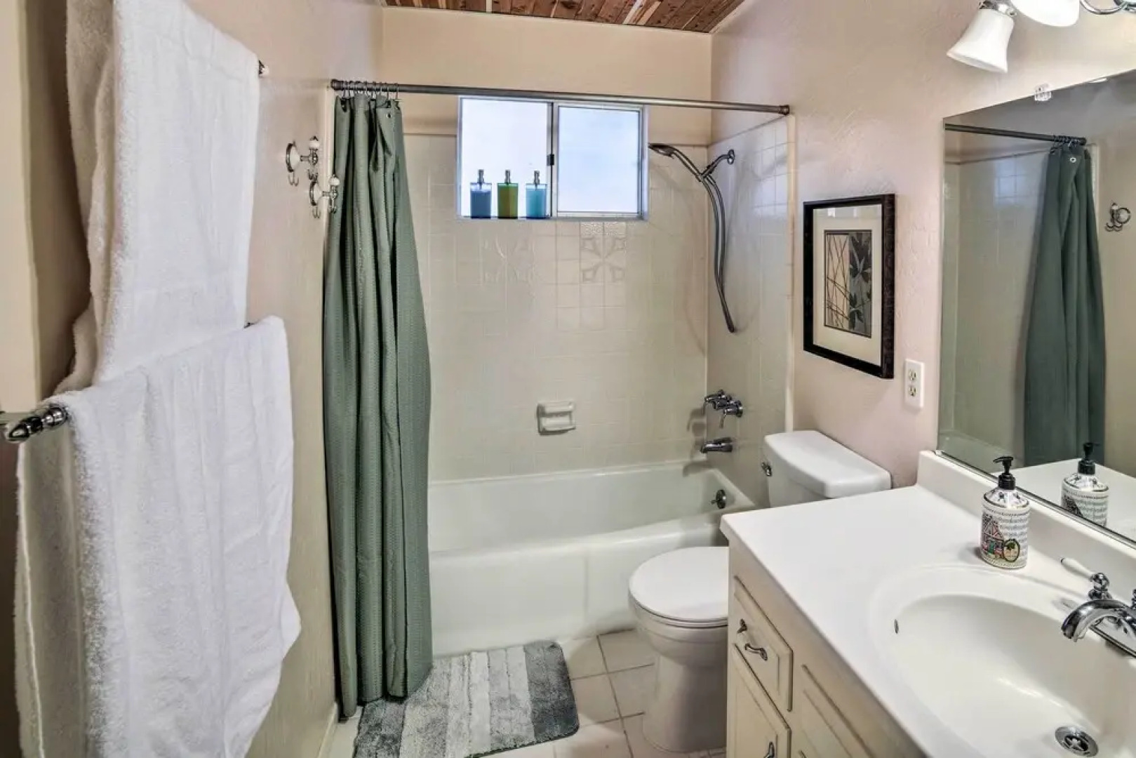 Cozy Cabin ~ 3 Mi to Lake Arrowhead Village