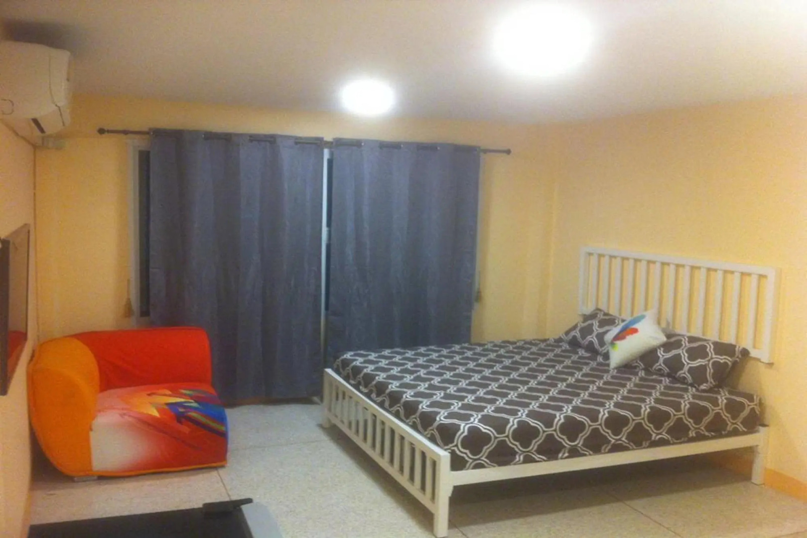 Lemon Tree Residence Sriracha