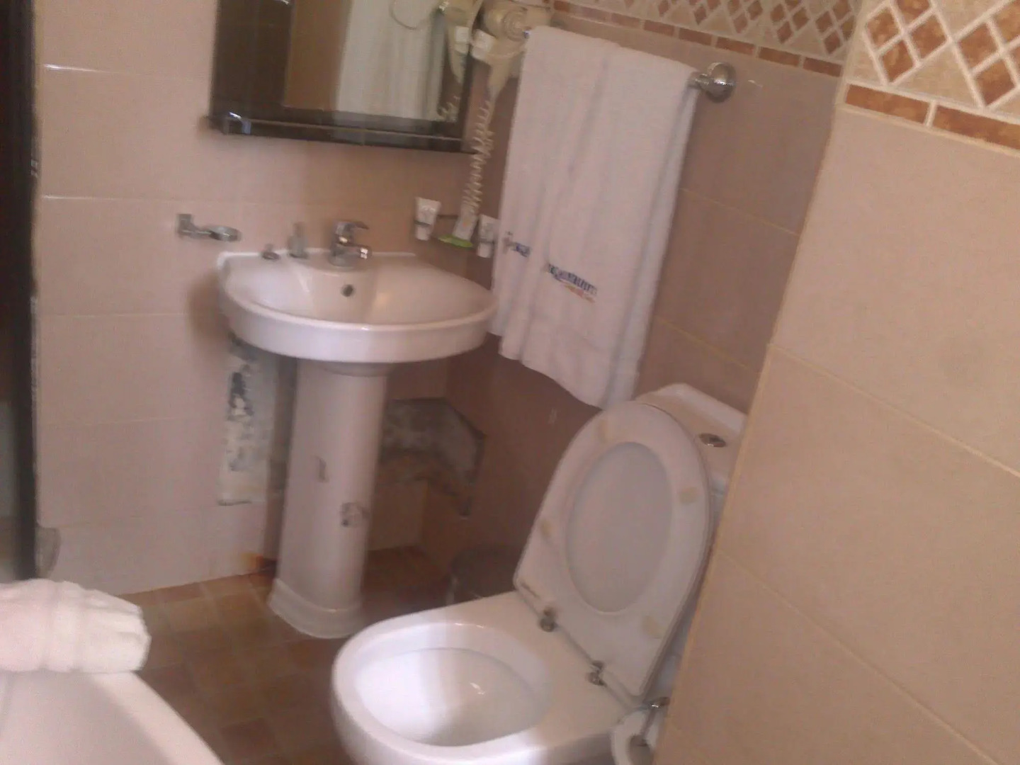 Kayriott Hotel & Suites