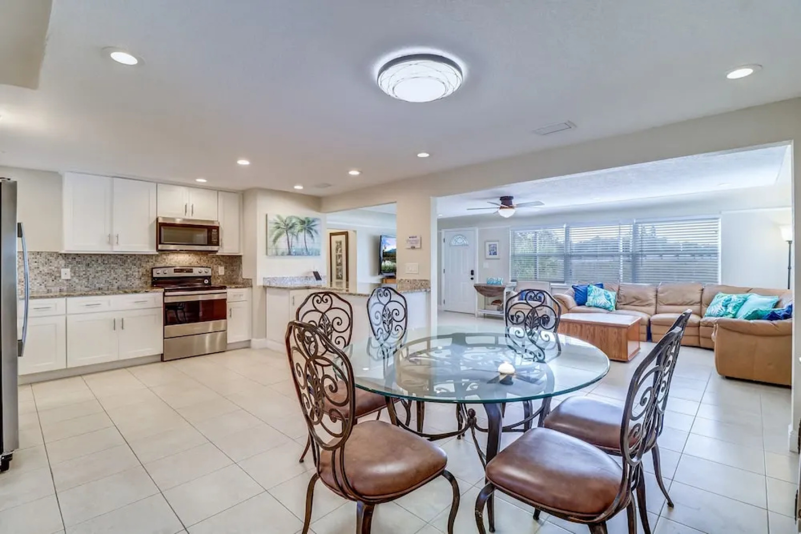 New Listing! Spacious Haven W/ Pool & Hot Tub 5 Bedroom Home