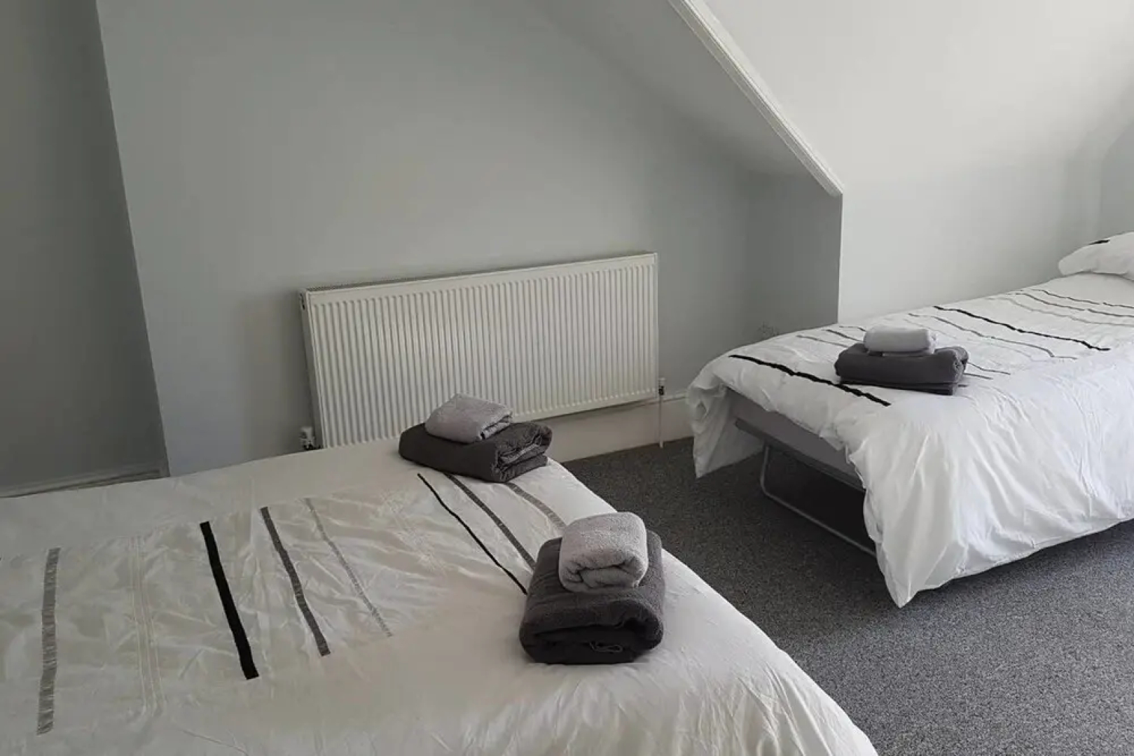 Sleeps 6 Fantastic Views