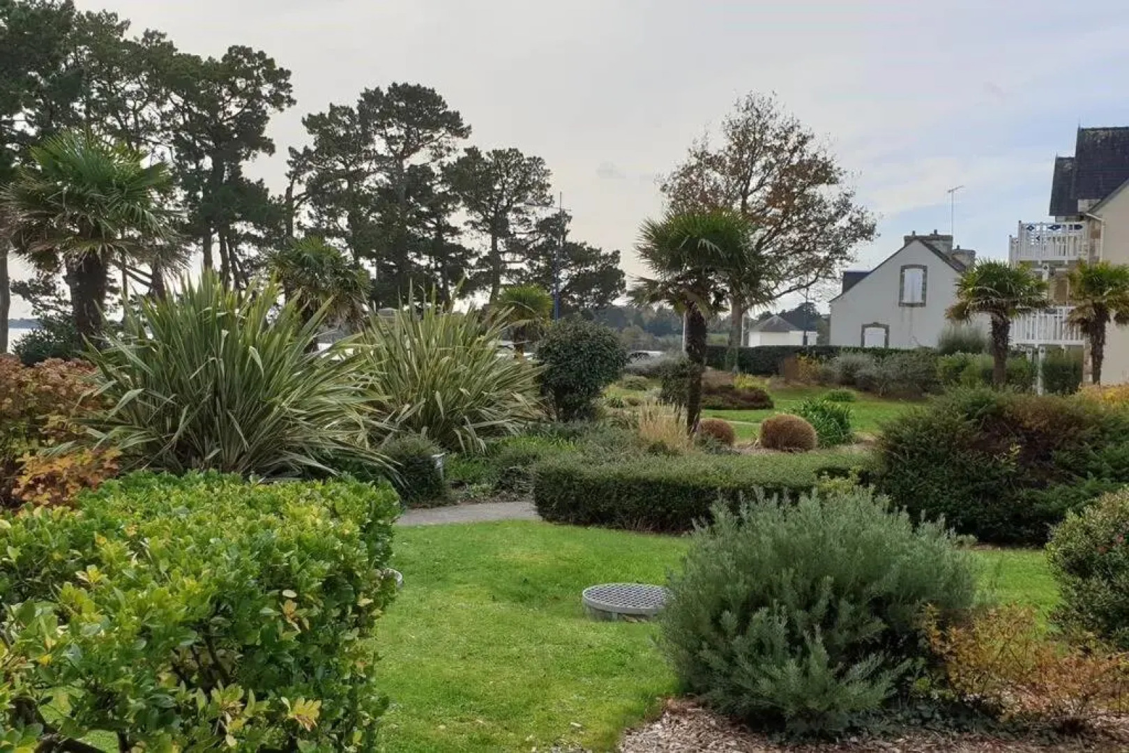 Cap coz 5 pers., plage piscine et jardin