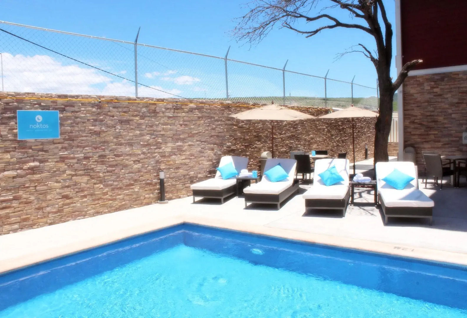 NOKTOS Extended Celaya