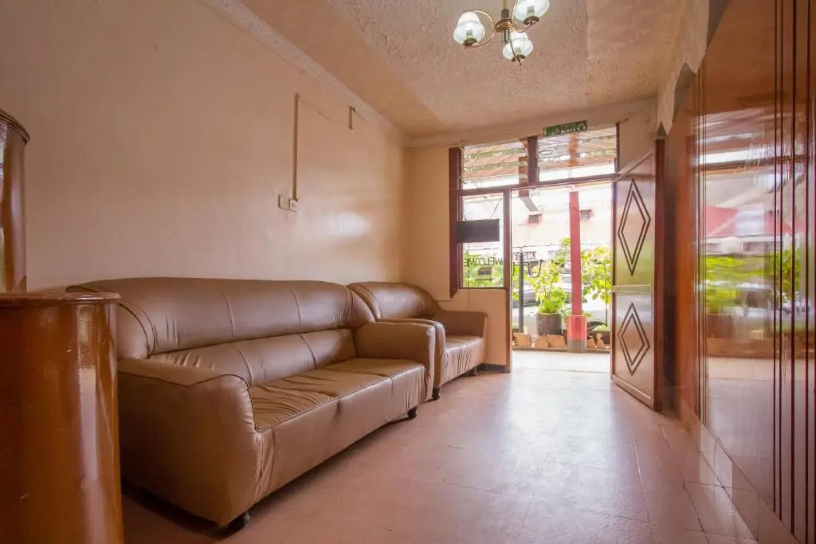 Sunshine Hotel Tengecha