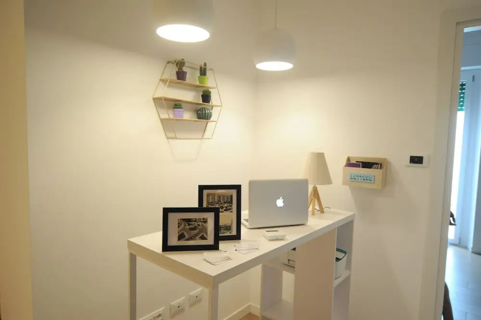 The Corner 180 Suite