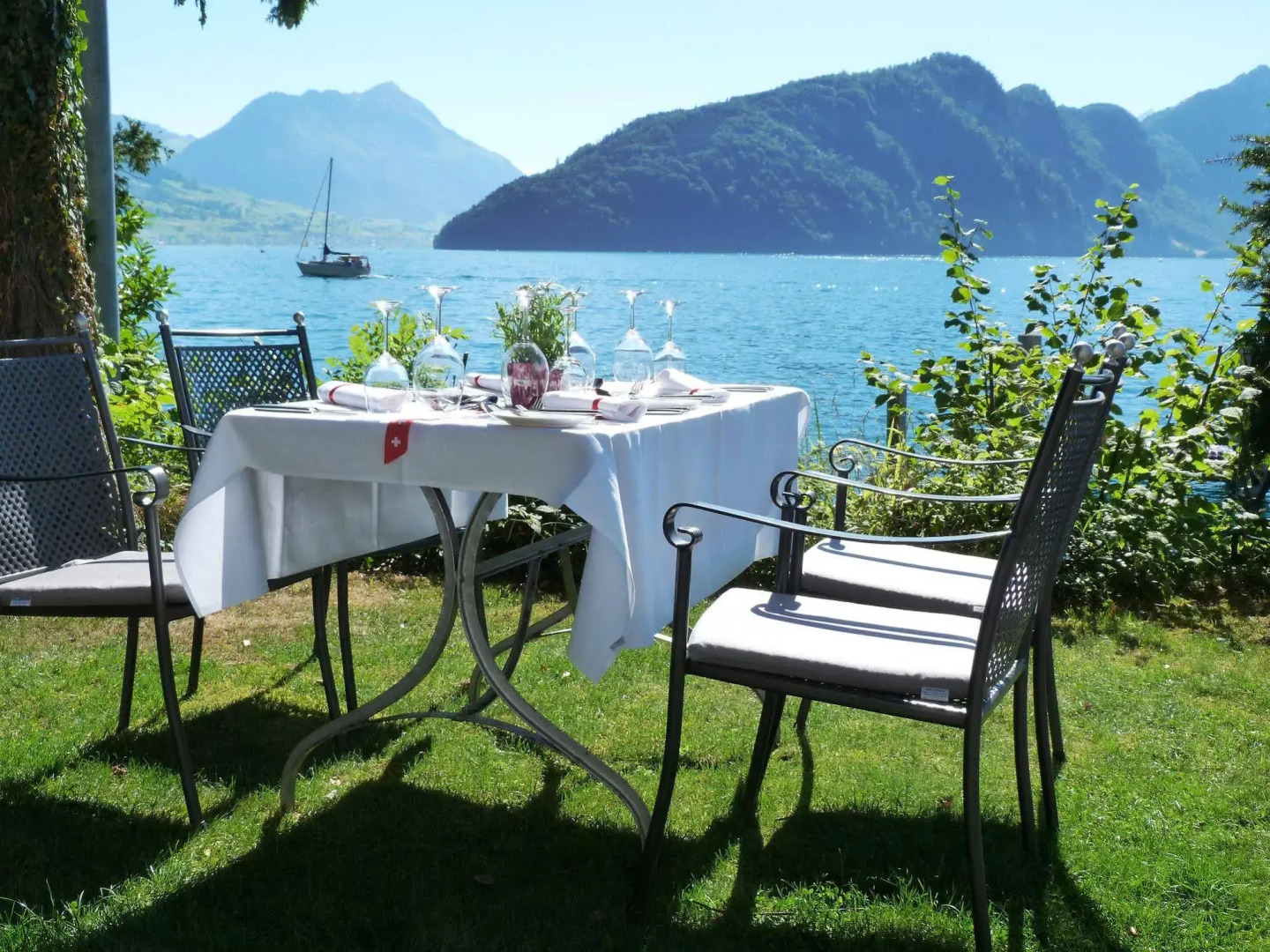 Hotel Vitznauerhof - Lifestyle Hideway at the Lake